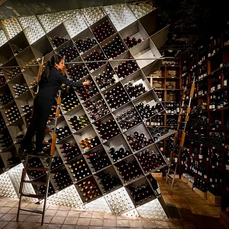 Abac H&r Monument Barcelona