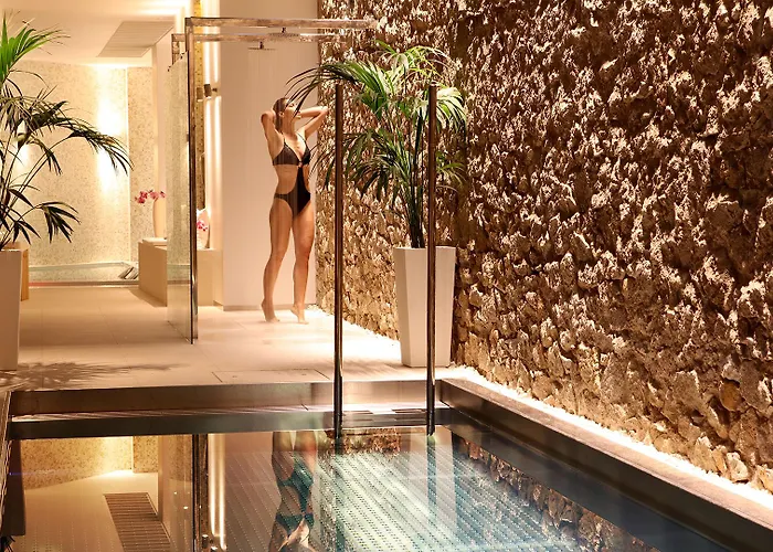 Abac H&r Monument Barcelona