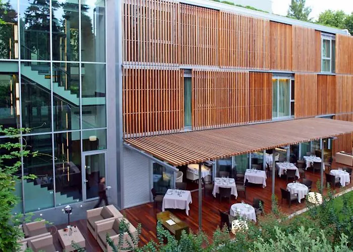 Abac H&r Monument Hotel 5*