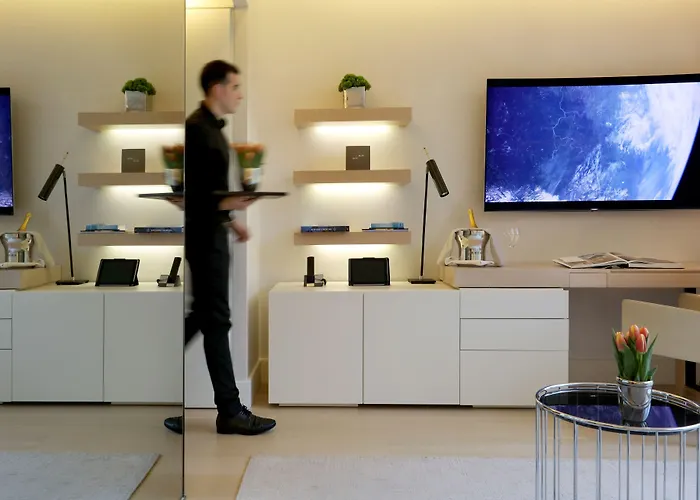 Abac H&r Monument Hotel 5*