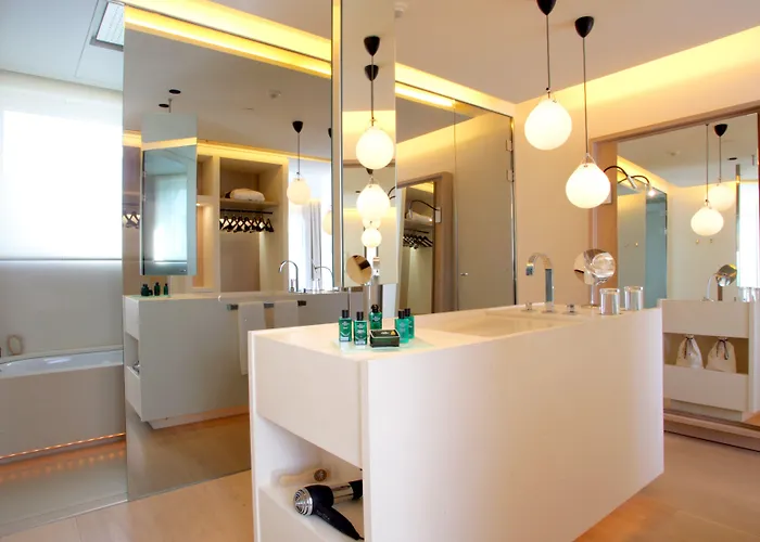 Hotel Abac H&r Monument 5*