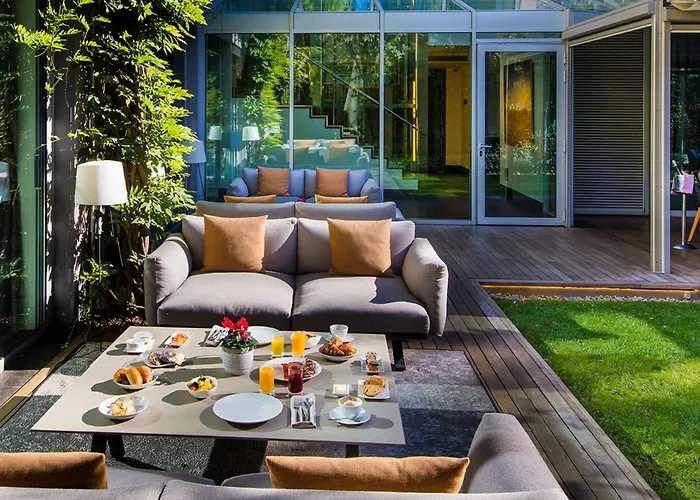 Abac H&r Monument Hotel 5*