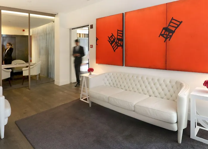 Abac H&r Monument Hotell 5*